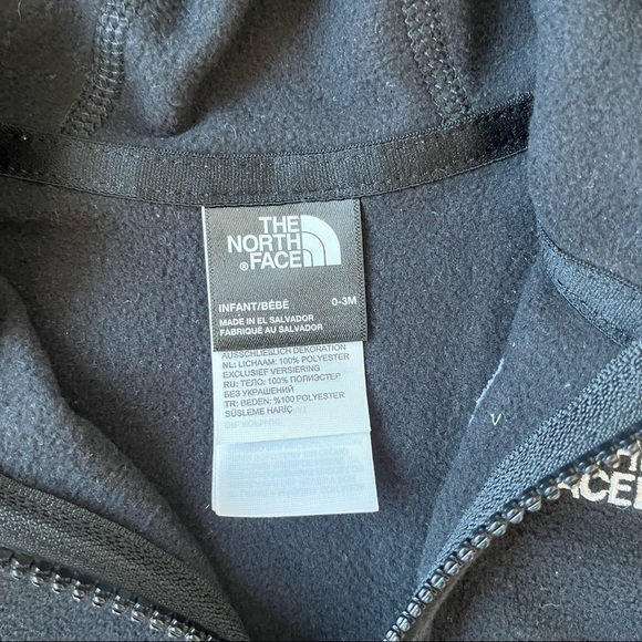 Fleece North Face jacket 0-3 mo - Picture 3 of 4